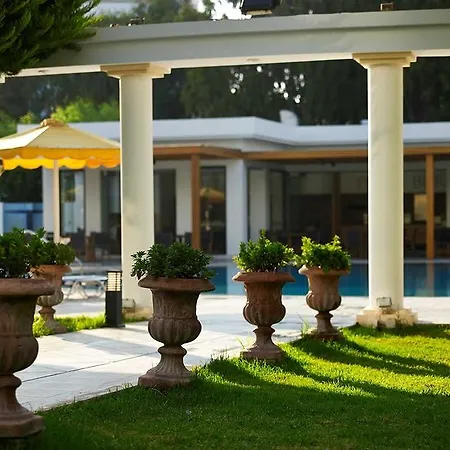 Mitsis Grand Complex