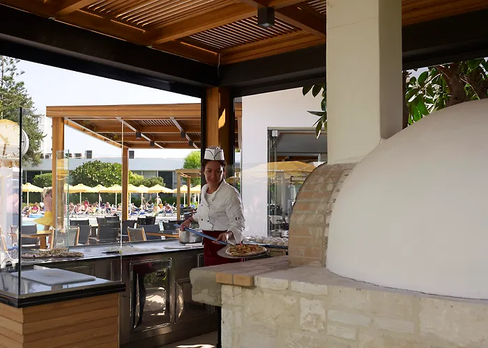 Resort Mitsis Grand 5*