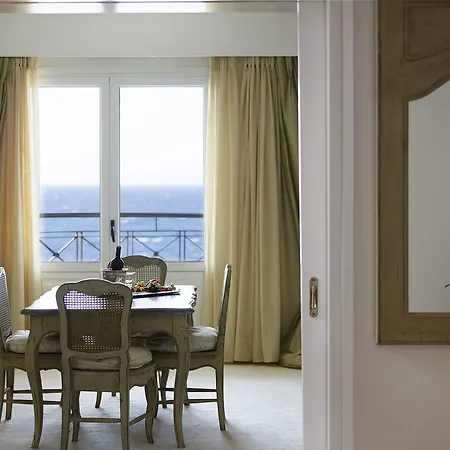 Üdülőközpont Mitsis Grand 5*